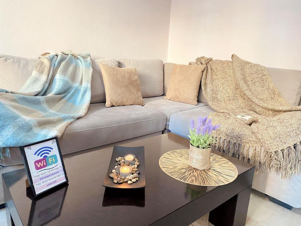 Ultra Apartments 'New Baazar 2' Тирана Екстер'єр фото